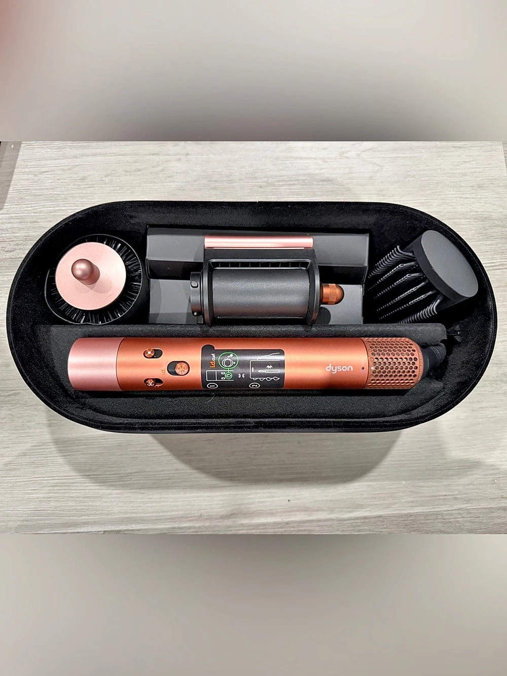 Dyson Airwrap i.d.™Multi-Styler in Amber Silk NOB w/ all attachments GENUINE